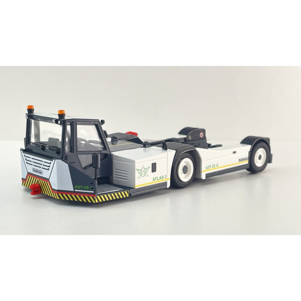 Conrad 5524/0 - GOLDHOFER AST-2E G ATLAS Aircraft Tractor New 2026 - Scale 1:50