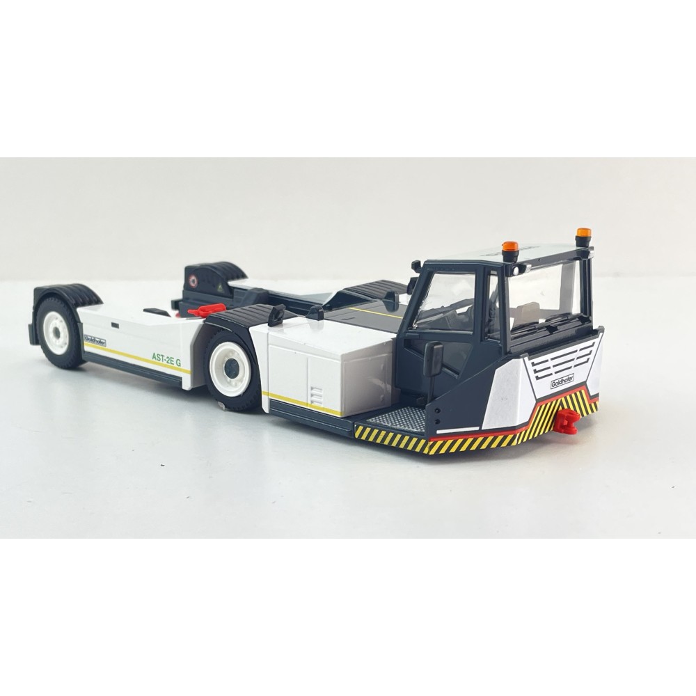 Conrad 5524/0 - GOLDHOFER AST-2E G ATLAS Aircraft Tractor New 2026 - Scale 1:50
