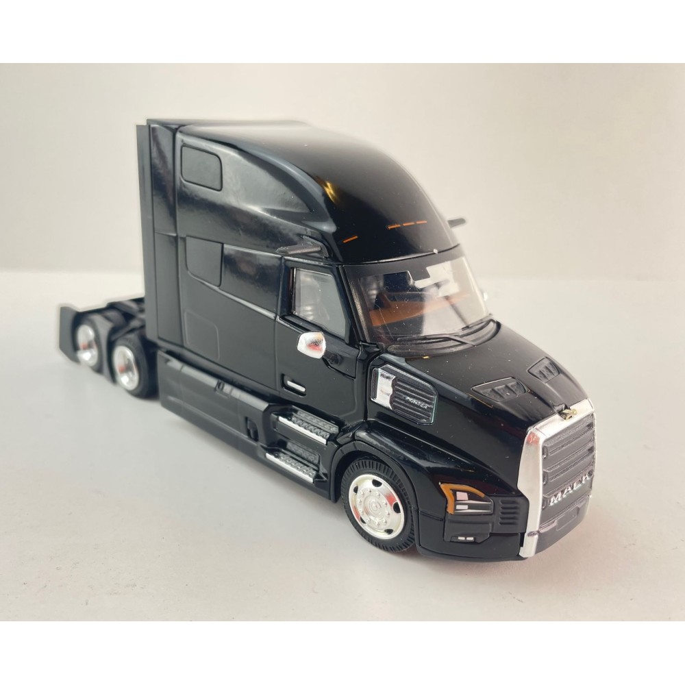 Conrad 85005/01 - Mack Pioneer High Roof Sleeper 6x4 Prime Mover Truck Black New 2026 - Scale 1:50 