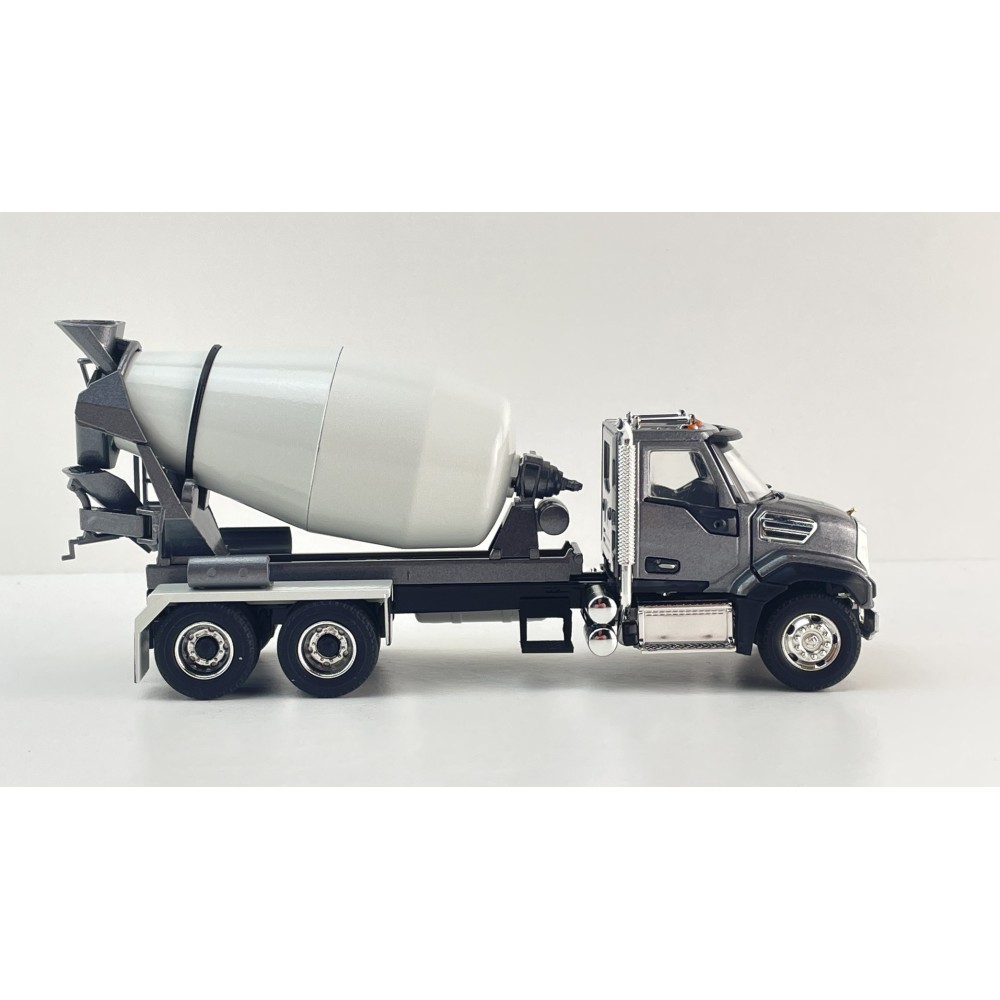 Conrad 86268/0 - Mack Granite 6x4 Concrete Mixer Truck New 2026 - Scale 1:50