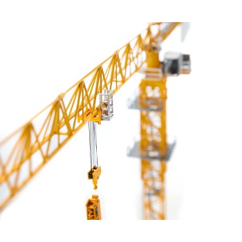 Conrad 2028/01 Potain MDT 389 Rotating Tower Crane  - Scale 1:87