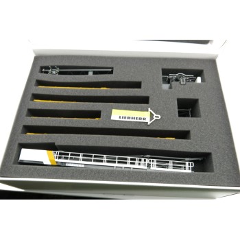 Conrad 2033 Liebherr 370 EC-B 12 Fibre Tower Crane H0 Scale 1:87