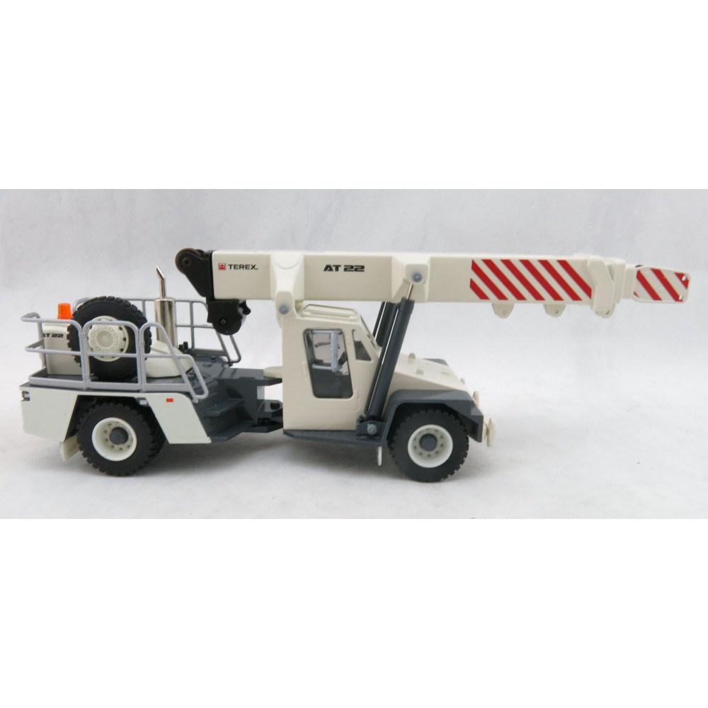 Conrad 2113/12 Terex AT22 Franna Pick and Carry Mobile Crane  - Scale 1:50