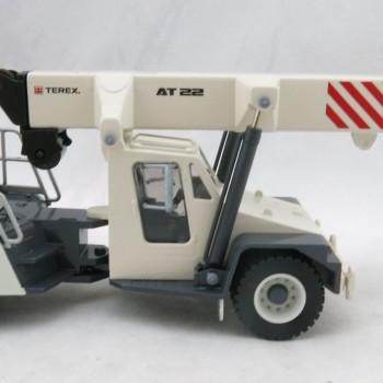 Conrad 2113/12 Terex AT22 Franna Pick and Carry Mobile Crane  - Scale 1:50