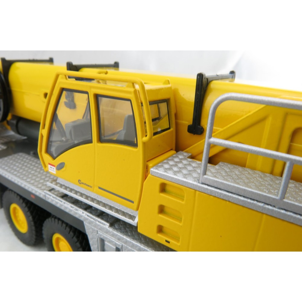 Conrad 2114/0 Grove GMK 6300 L 6axle All-Terrain Mobile Telescopic Crane - Scale 1:50