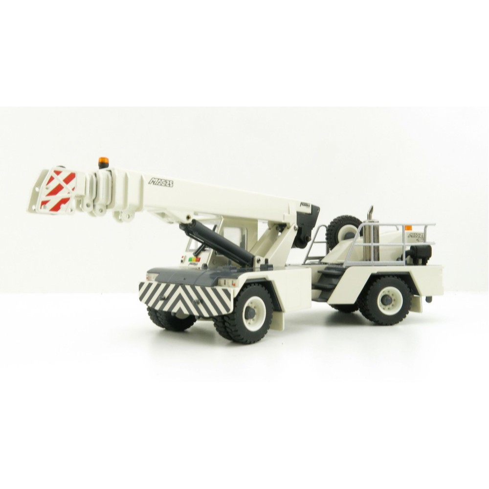Conrad 2122/0 - TEREX Franna MAC25 Pick and Carry Mobile Crane New 2022 - Scale 1:50