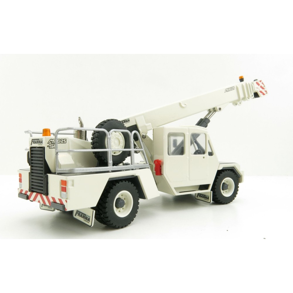 Conrad 2122/0 - TEREX Franna MAC25 Pick and Carry Mobile Crane New 2022 - Scale 1:50