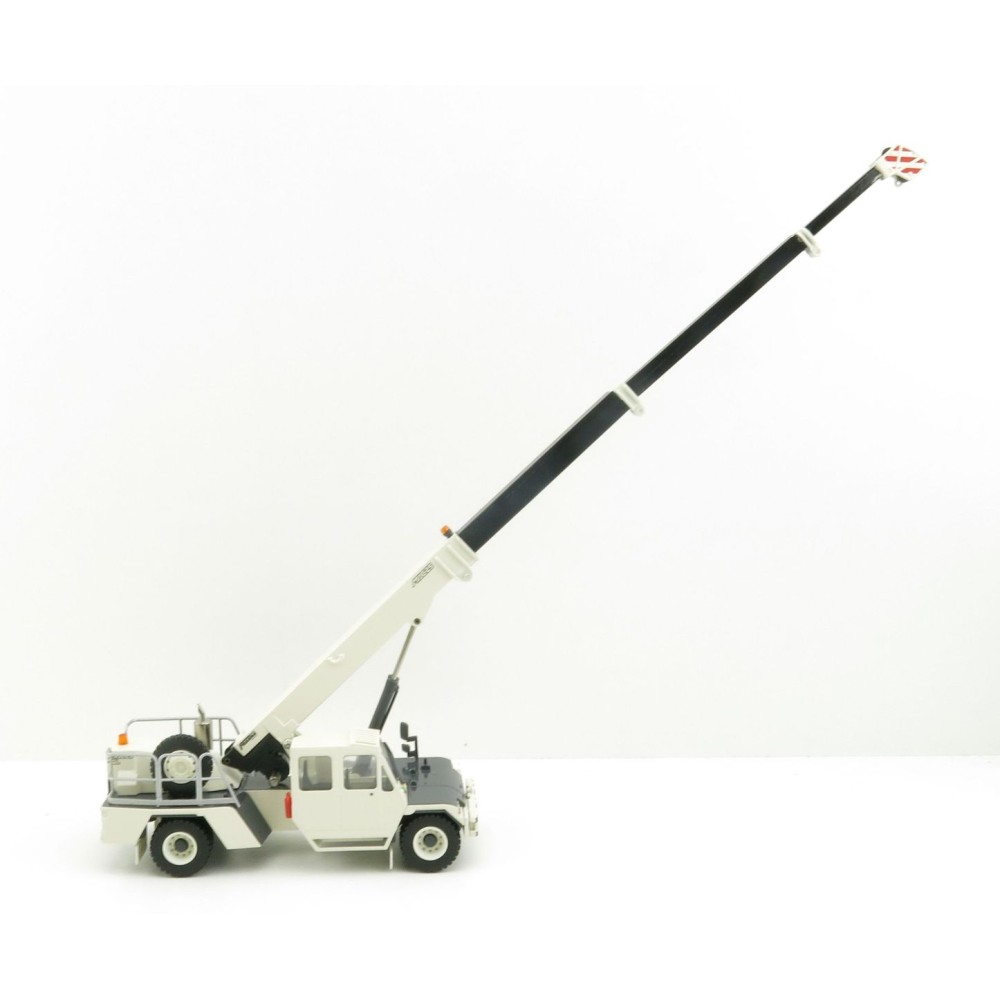 Conrad 2122/0 - TEREX Franna MAC25 Pick and Carry Mobile Crane New 2022 - Scale 1:50