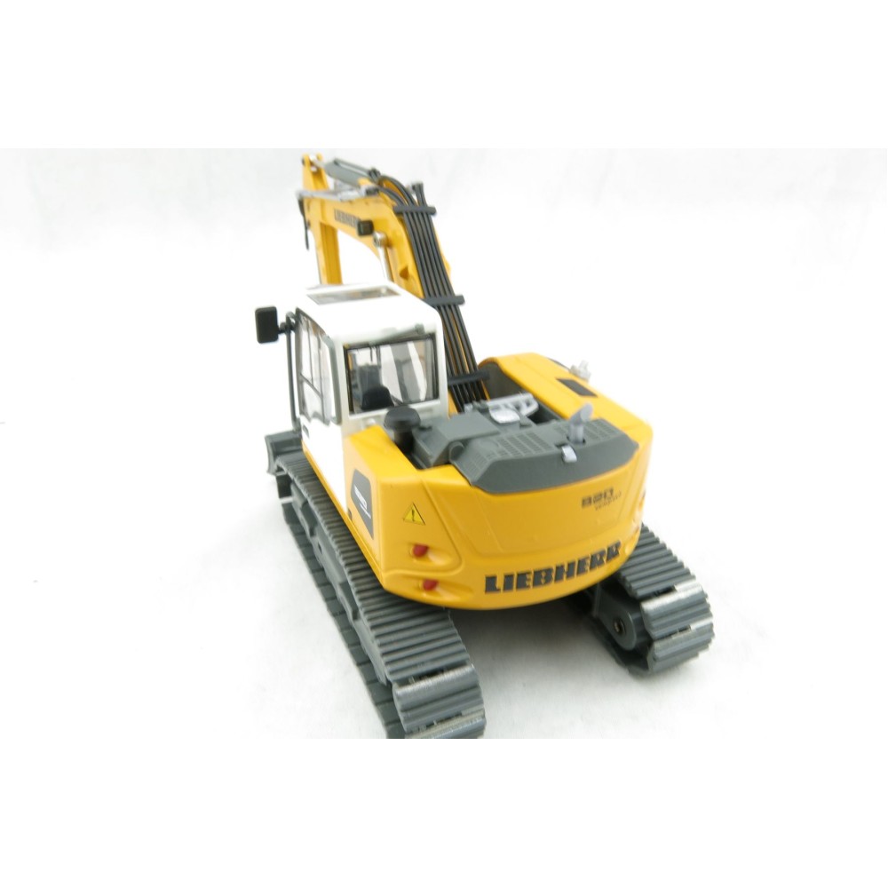 Conrad 2206/0 Conrad Liebherr R 920 Compact Litronic Tracked Excavator  - Scale 1:50