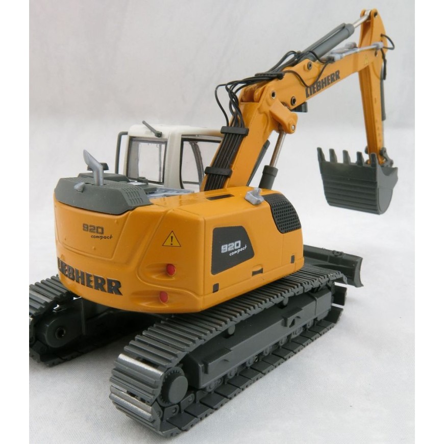 Conrad 2209/0 Liebherr R920 Compact Crawler Excavator with adjustable boom & two attachments - Scale 1:50