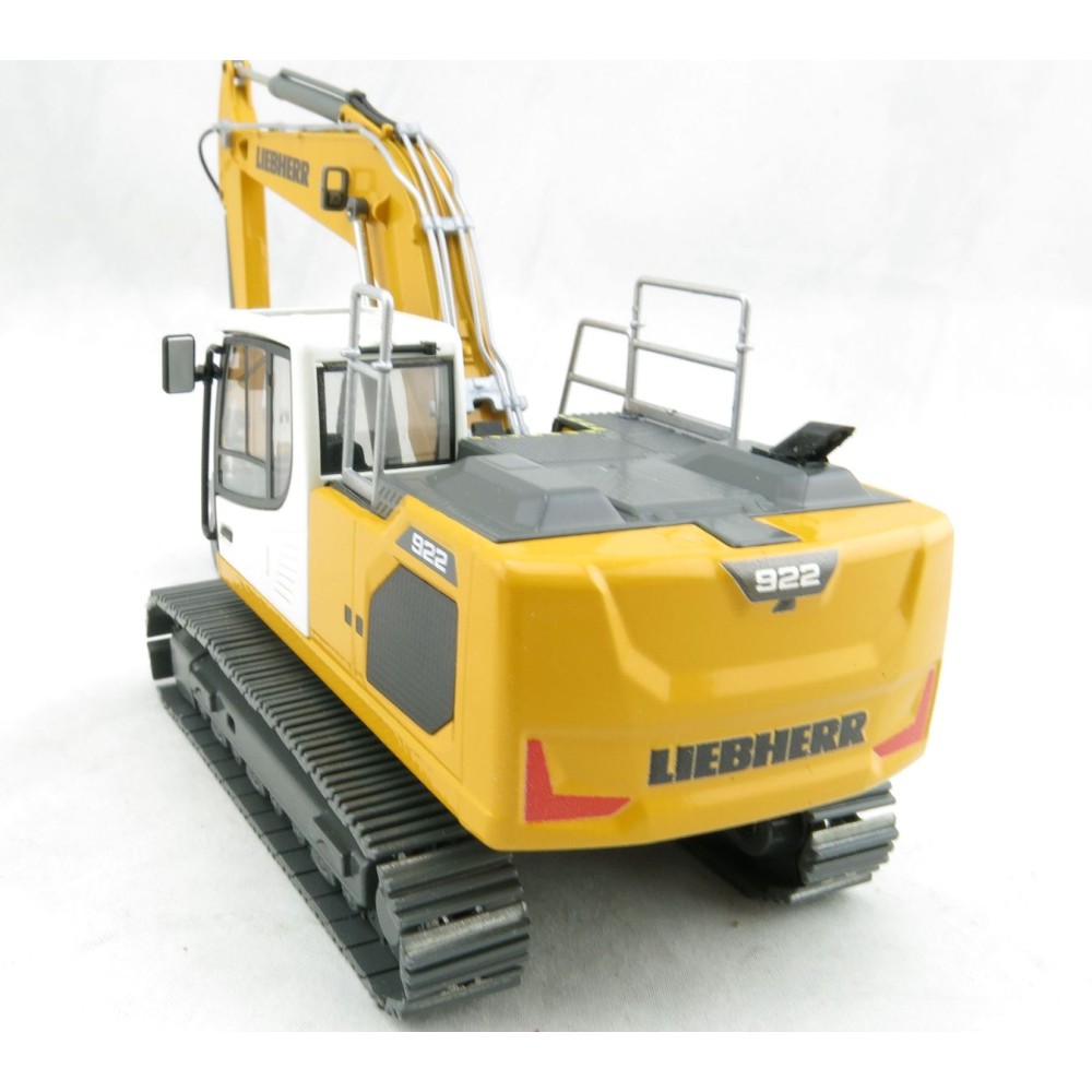 Conrad 2214/0 - Liebherr R 922 Litronic Tracked Excavator - Scale 1:50