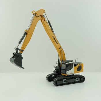 Conrad 2225/0 Liebherr R 945 Litronic Crawler Excavator with Multi-user Boom and additional Bucket - Scale 1:50