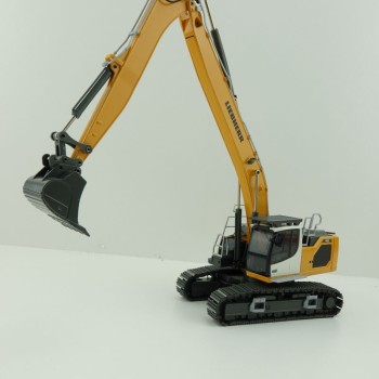 Conrad 2225/0 Liebherr R 945 Litronic Crawler Excavator with Multi-user Boom and additional Bucket - Scale 1:50