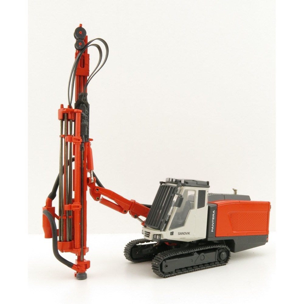 Conrad 2508/02 - SANDVIK Pantera DP1500i Surface Tophammer Drill Rig - Scale 1:50 