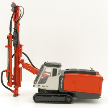 Conrad 2508/02 - SANDVIK Pantera DP1500i Surface Tophammer Drill Rig - Scale 1:50 