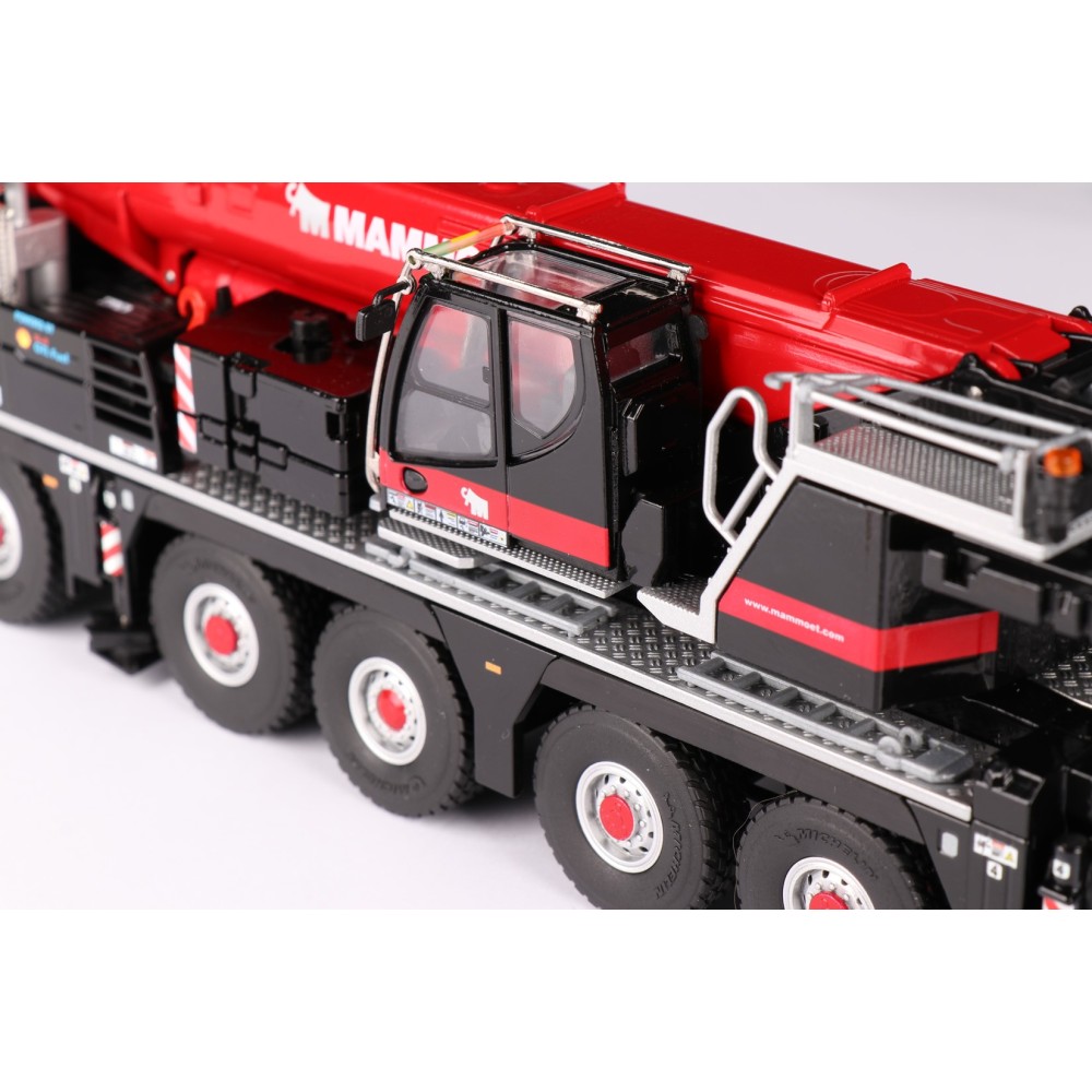 Conrad 410287 - Liebherr LTM 1110-5.1 5 axle Mobile Crane - Mammoet - Scale 1:50 