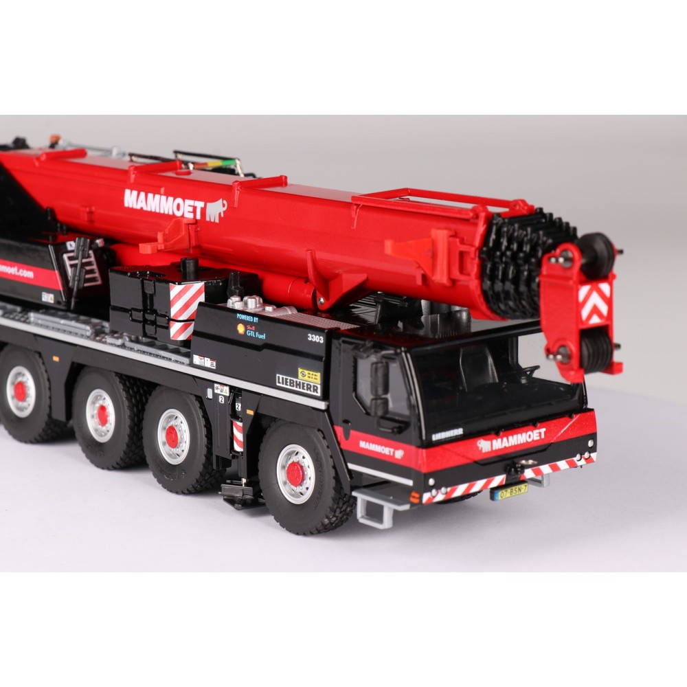 Conrad 410287 - Liebherr LTM 1110-5.1 5 axle Mobile Crane - Mammoet - Scale 1:50 