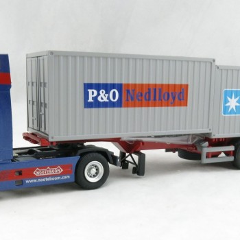 Conrad 46124/01 VOLVO FH16 4x2 truck with 3-axle Nooteboom Container Flexitrailer Scale 1:50