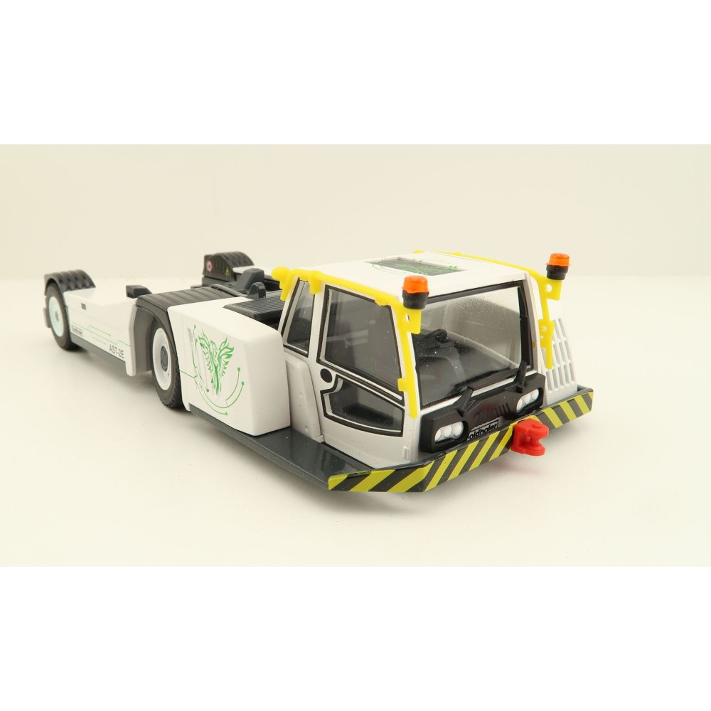 Conrad 5517/02 - GOLDHOFER AST-2 „PHÖNIX“  Aircraft tractor Edition: E-Mobility - Scale 1:50