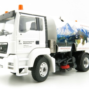 Conrad 71212/02L - MAN TGS M Road Sweeper Truck Bucher-Schörling City Fant 6000 - Scale 1:50