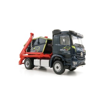 Conrad 78216/05 - Mercedes Arocs Truck with Meiller Skip Bin Handler - Prajo - New 2022 - Scale 1:50