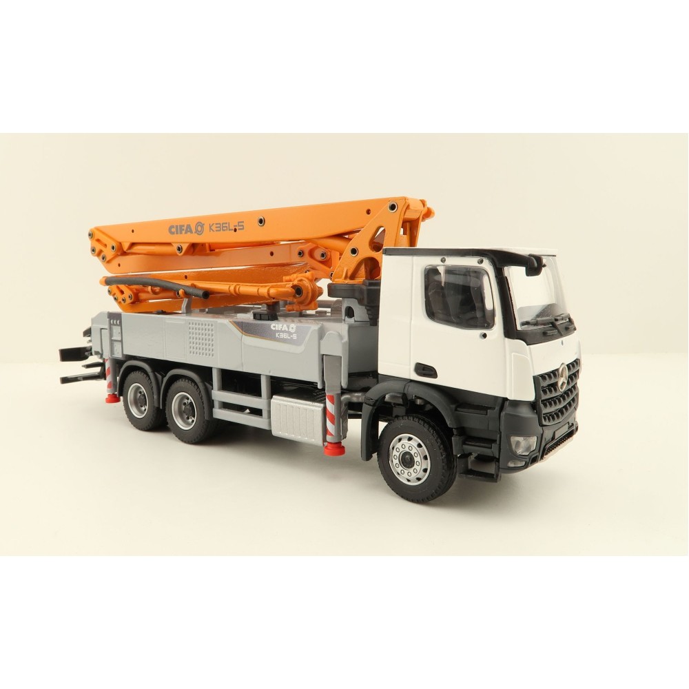 Conrad 78252/0 Mercedes-Benz Arocs 3axle with CIFA K36L Truck Mounted Concrete Pump - Scale 1:50