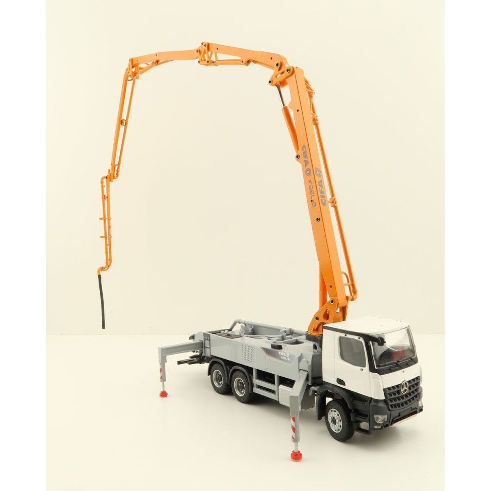 Conrad 78252/0 Mercedes-Benz Arocs 3axle with CIFA K36L Truck Mounted Concrete Pump - Scale 1:50