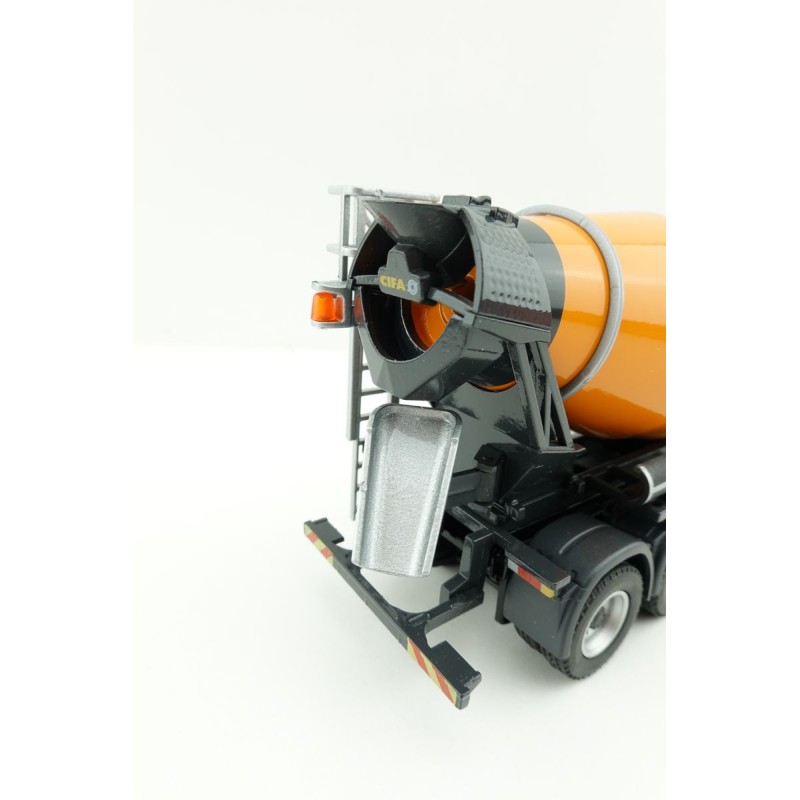 Conrad 78253/0 Mercedes Benz Arocs 4-axle Truck with CIFA SL 9 Concrete Mixer Scale 1:50 