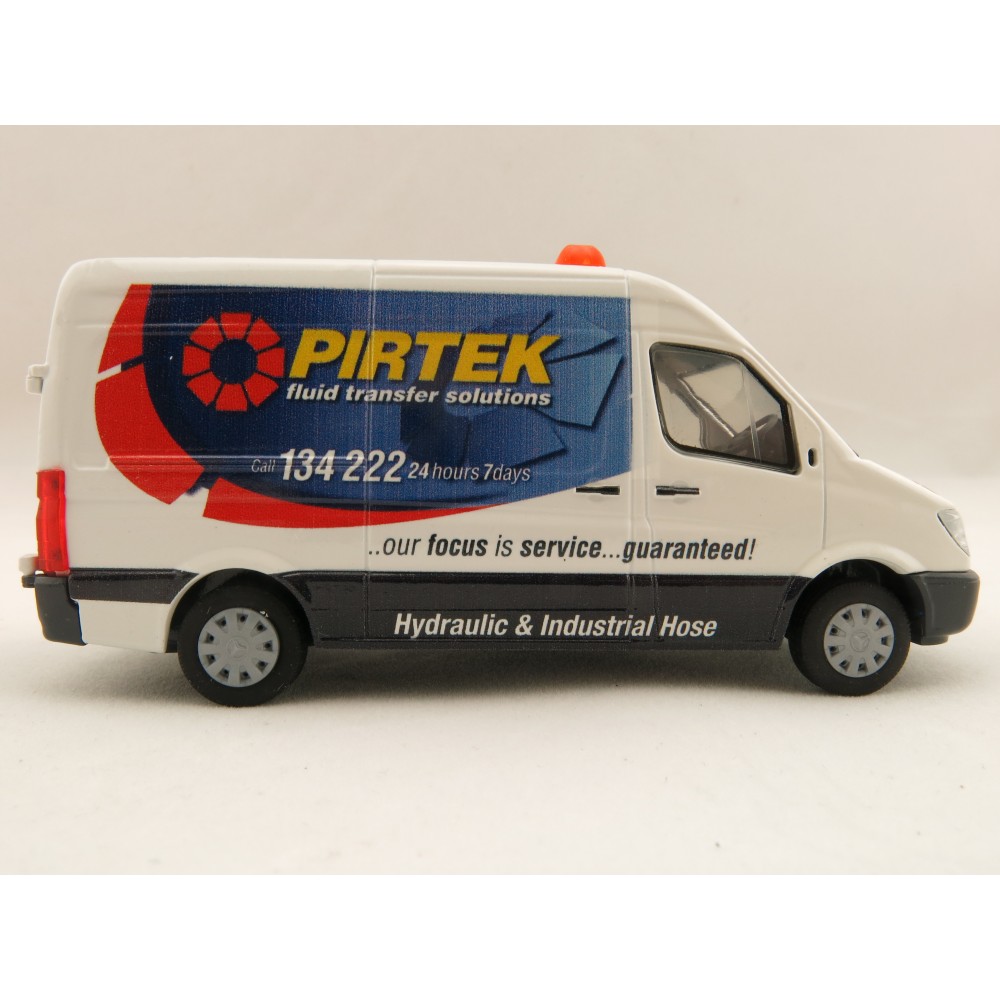 Conrad 1610/11 Australian Mercedes - Benz Sprinter Service Van Pirtek Fluids  Diecast Scale 1:50