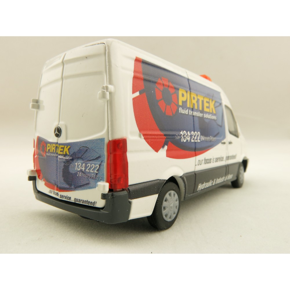 Conrad 1610/11 Australian Mercedes - Benz Sprinter Service Van Pirtek Fluids  Diecast Scale 1:50