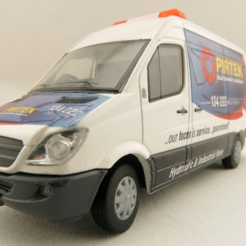 Conrad 1610/11 Australian Mercedes - Benz Sprinter Service Van Pirtek Fluids  Diecast Scale 1:50