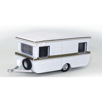 Road Ragers - 1967 Viscount Alumvan Caravan - White with Brown Stripe - Scale 1:64
