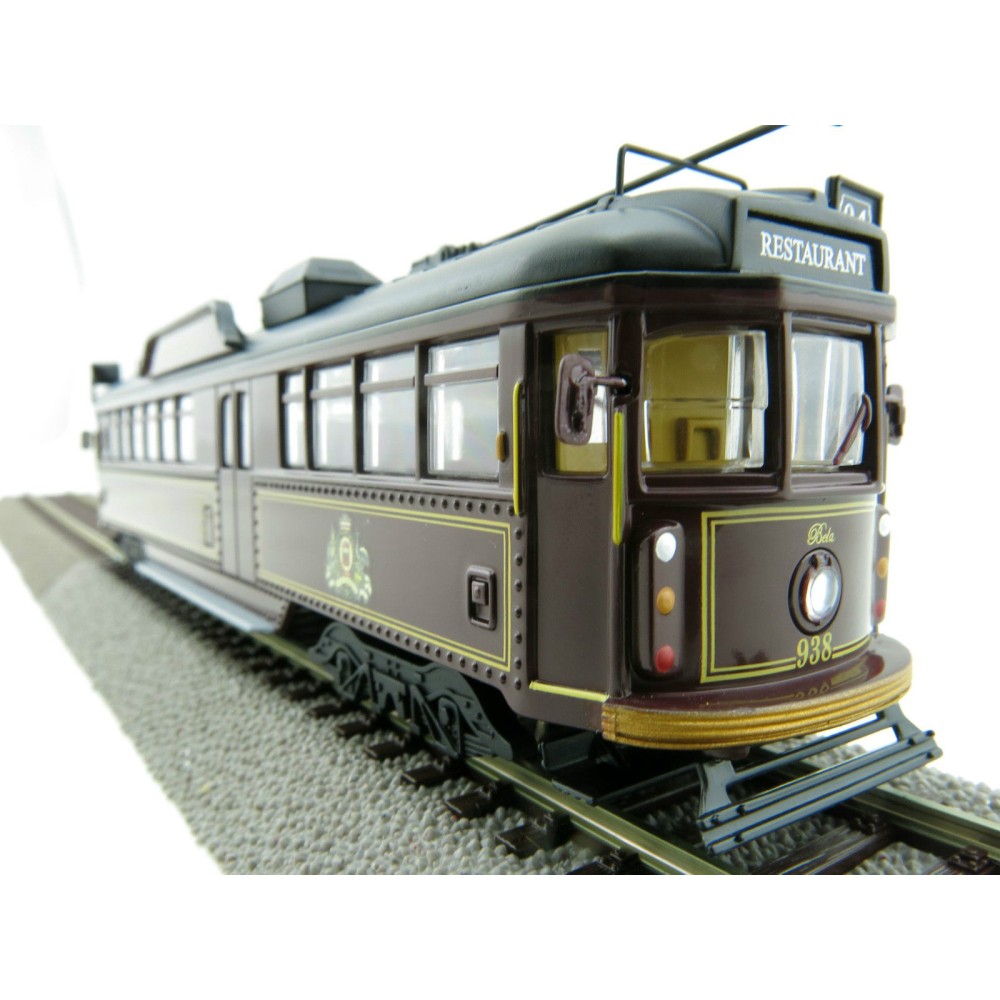 Cooee ELECTRIC POWERED W6 CLASS DIECAST MELBOURNE TRAM RESTAURANT 938 BELA 1:76