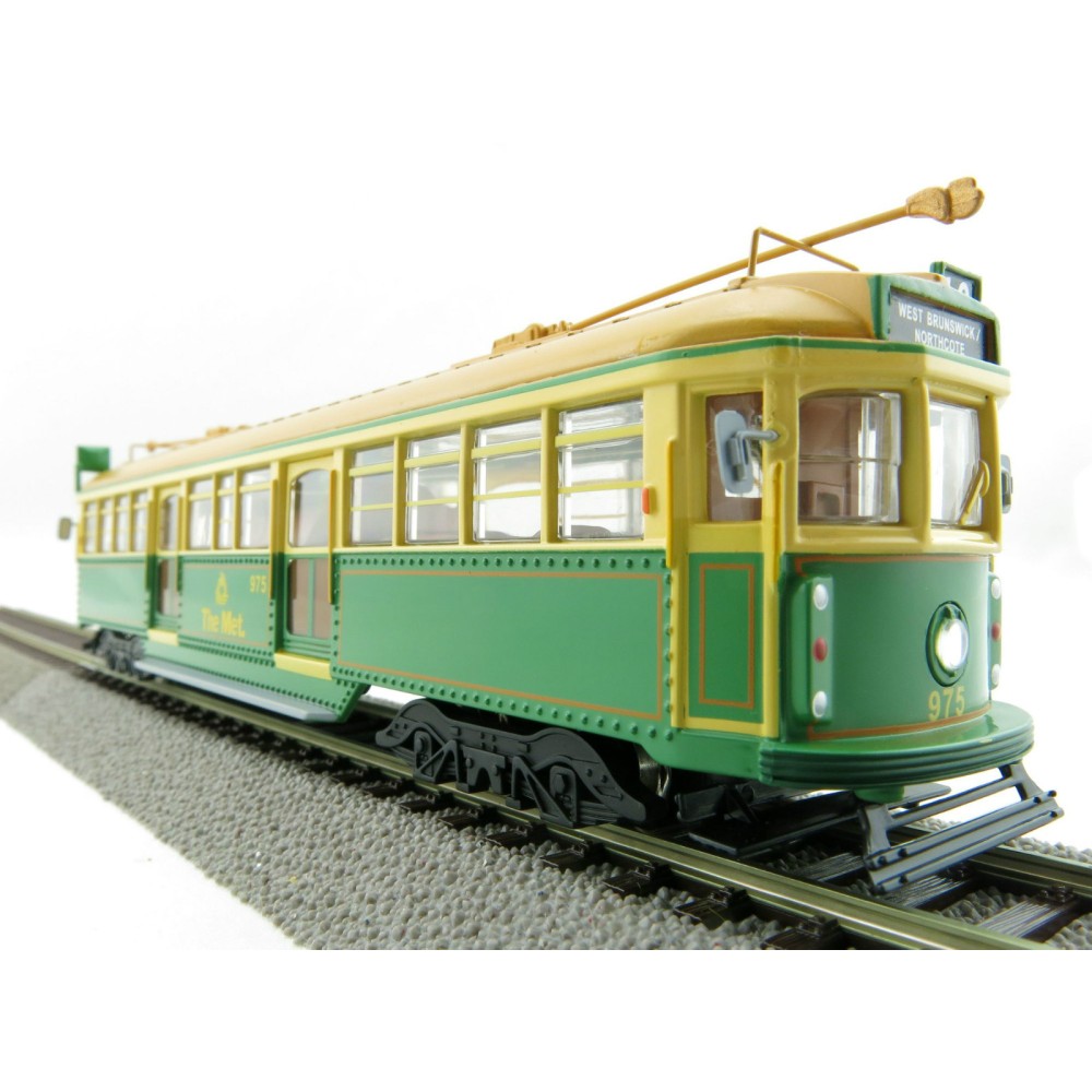 Cooee ELECTRIC POWERED W6 CLASS MELBOURNE TRAM GREEN RATTLER The Met NO 975 1:76