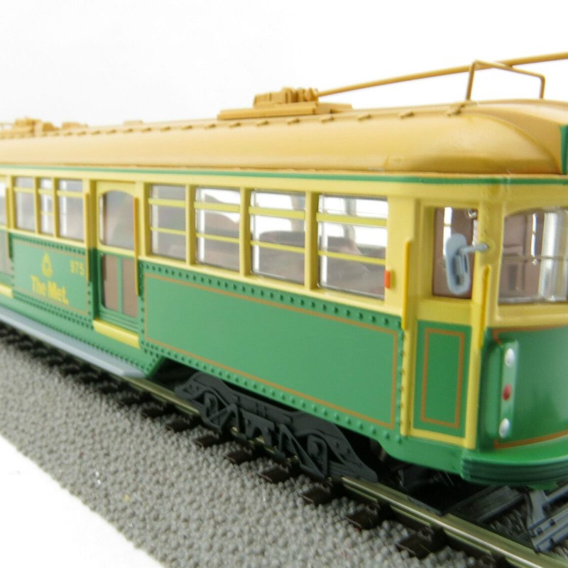 Cooee ELECTRIC POWERED W6 CLASS MELBOURNE TRAM GREEN RATTLER The Met NO 975 1:76
