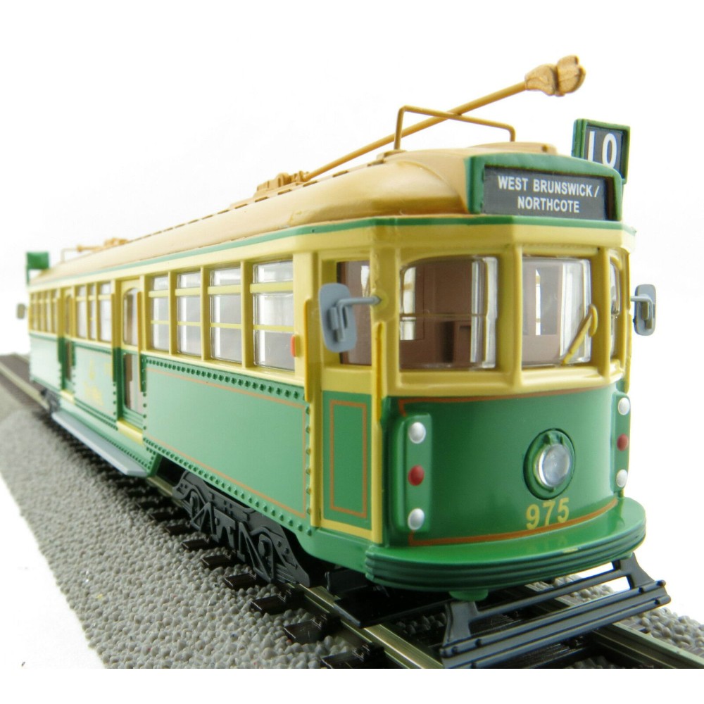 Cooee ELECTRIC POWERED W6 CLASS MELBOURNE TRAM GREEN RATTLER The Met NO 975 1:76