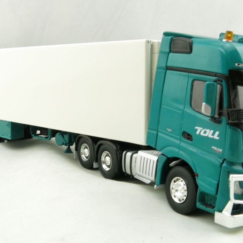 Road Ragers 75408 - Australian Toll Mercedes Actros 6x4 Prime Mover with Refrigerated Trailer Toll - Scale 1:50