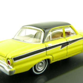 Road Ragers - Australian 1960 Ford XK Falcon Sedan in Acacia Yellow - H0 Scale 1:87