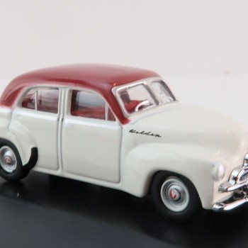 Road Ragers Australian 1960 Holden FJ Sedan Satellite Glamour Red Marl Grey H0 Scale 1:87
