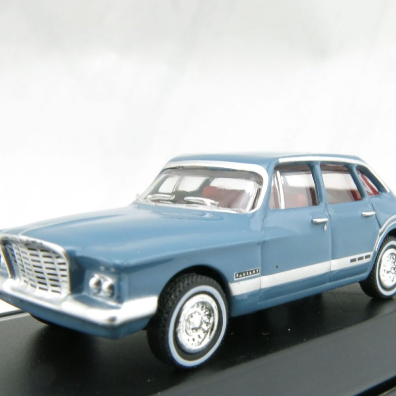Road Ragers - Australian 1962 Valiant Chrysler S Series Sedan - Gambier Blue - H0 Scale 1:87