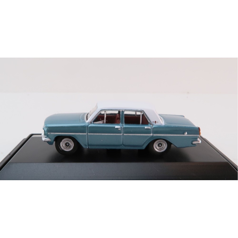 Road Ragers Australian 1963 Holden EH Sedan Portsea Blue Folwers White H0 Scale 1:87