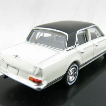 Road Ragers - Australian 1963 Valiant Chrysler AP5 Regal Sedan - Alpine White - H0 Scale 1:87