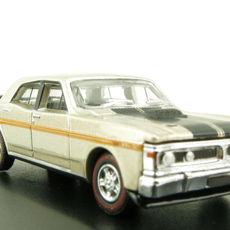 Road Ragers Australian 1971 Ford Falcon XY 351 GTHO Muscle Car in Quicksilver in H0 Scale 1:87