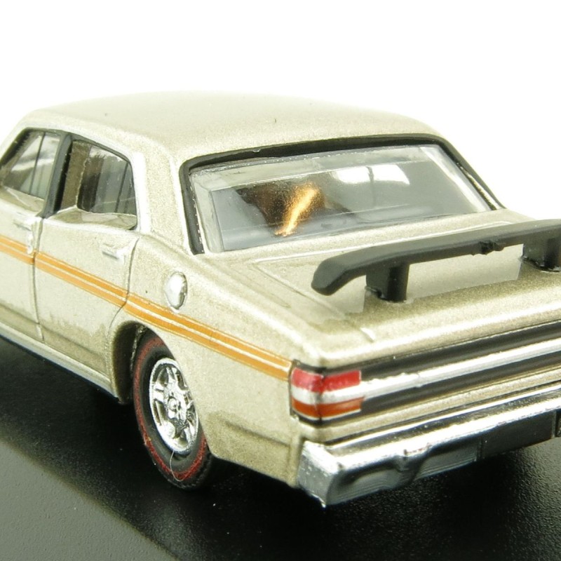 Road Ragers Australian 1971 Ford Falcon XY 351 GTHO Muscle Car in Quicksilver in H0 Scale 1:87