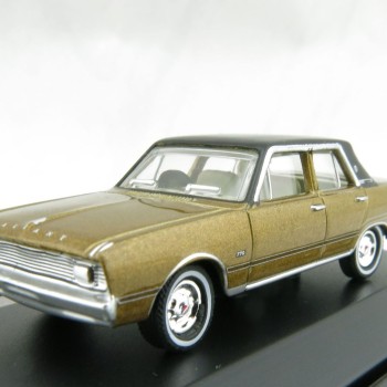Road Ragers - Australian 1971 Valiant Chrysler VG Regal Sedan - Citron Gold - H0 Scale 1:87