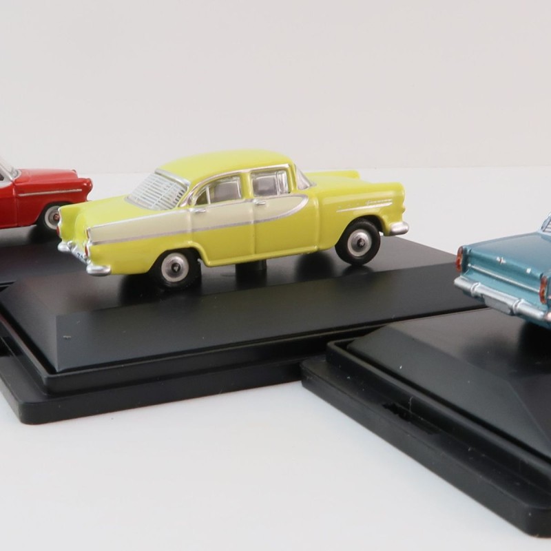 Road Ragers Australian Holden Set FB Sedan , FC Sedan, FJ Sedan & EH Sedan 1:87 