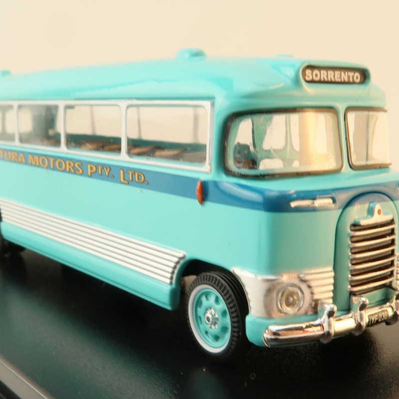 Road Ragers - Australien 1958 Bedford SB Bus - Ventura Motors - Scale 1:87