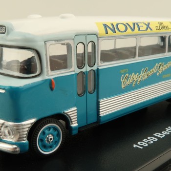 Road Ragers - Australien 1959 Bedford SB Bus - Duffy's City Coast Buses Bundabery QLD  - Scale 1:87