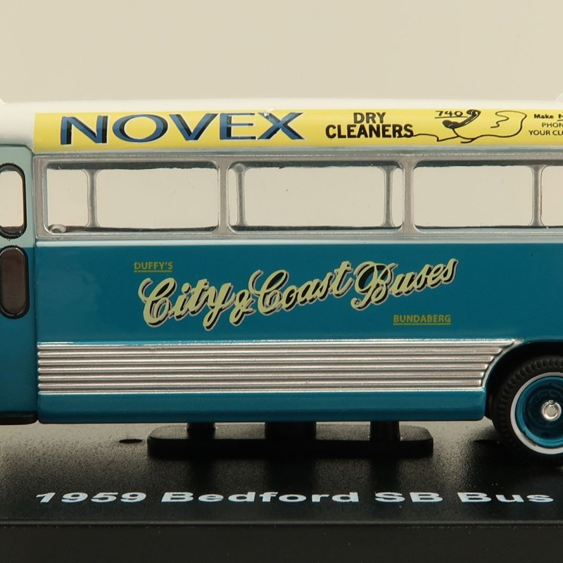 Road Ragers - Australien 1959 Bedford SB Bus - Duffy's City Coast Buses Bundabery QLD  - Scale 1:87