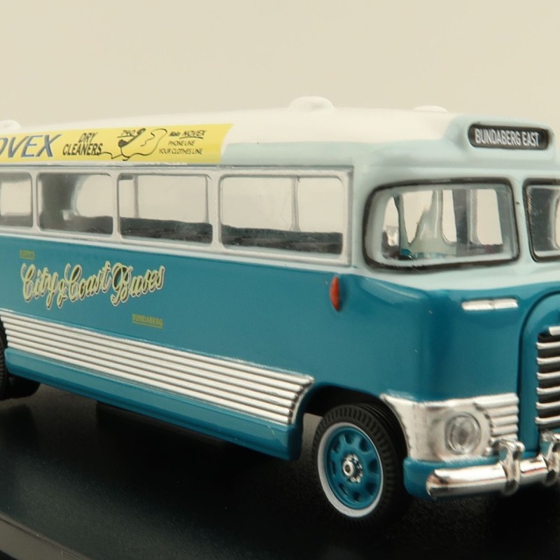 Road Ragers - Australien 1959 Bedford SB Bus - Duffy's City Coast Buses Bundabery QLD  - Scale 1:87